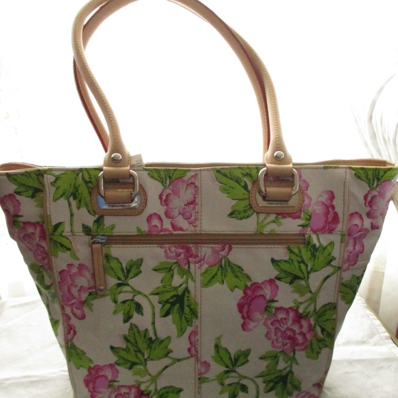 Tignanello Handbags - Tignanello Beautiful Bed of Roses Leather Tote